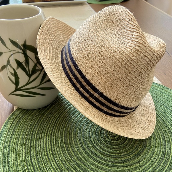 Italian Abaco straw fedora - like new! Size Medium. - Picture 2 of 5